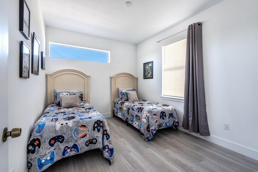 More Photos Of , Boynton Beach Multifamily For Sale