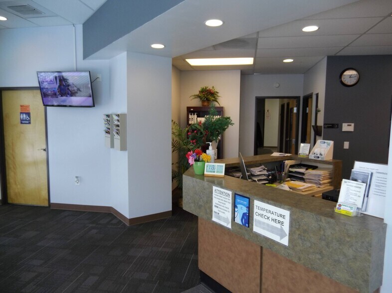 More Photos Of 4007-4015 N Market St, Spokane General Retail For Lease