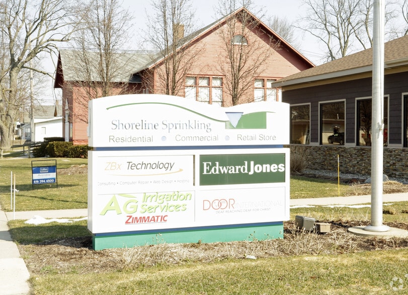More Photos Of 135 N State St, Zeeland Serviced Offices For Lease