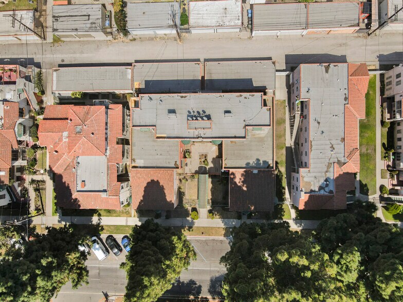 More Photos Of 4261 Leimert Blvd, Los Angeles Apartments For Sale