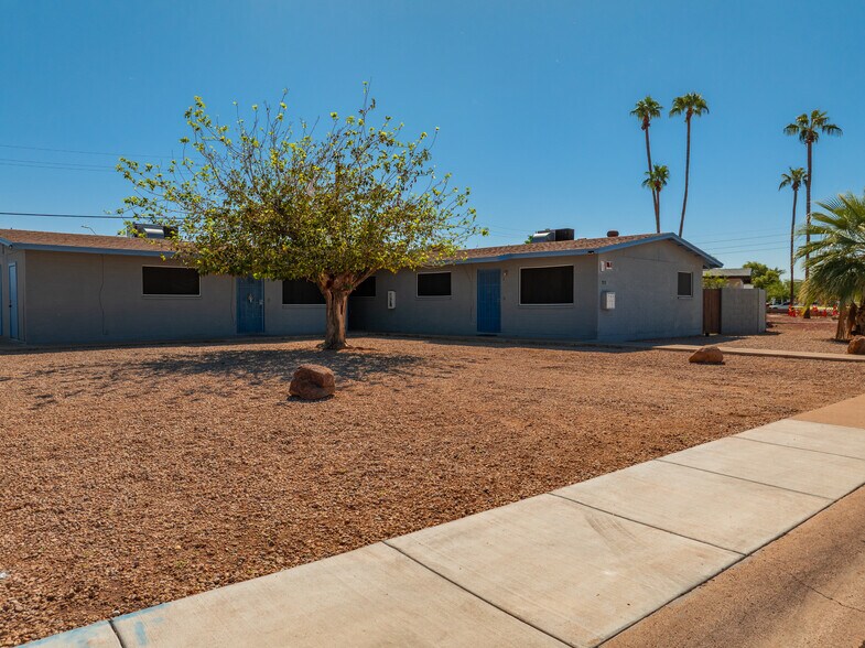 More Photos Of 7019 N 76th Ave, Glendale Apartments For Sale