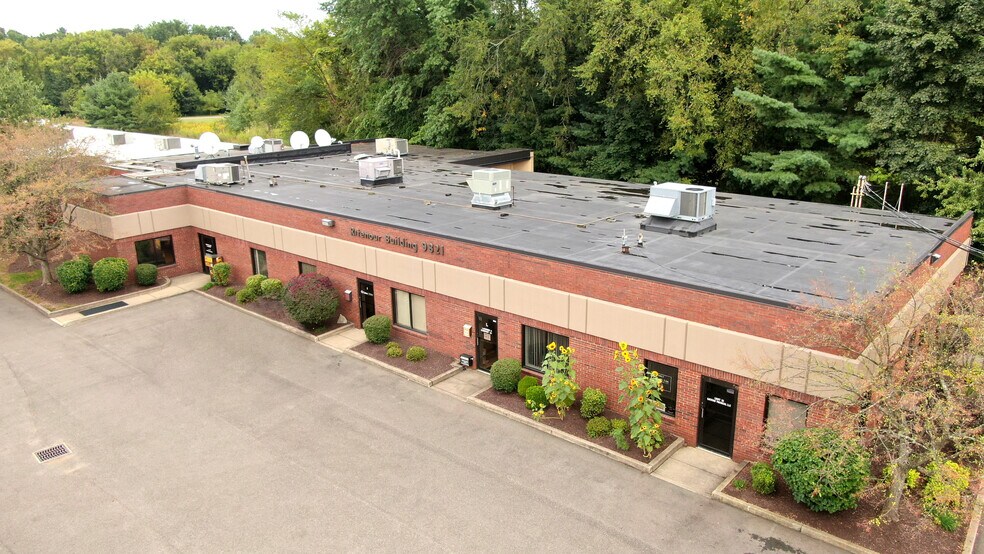 More Photos Of 9821 Olde Eight Rd, Northfield Medical For Lease