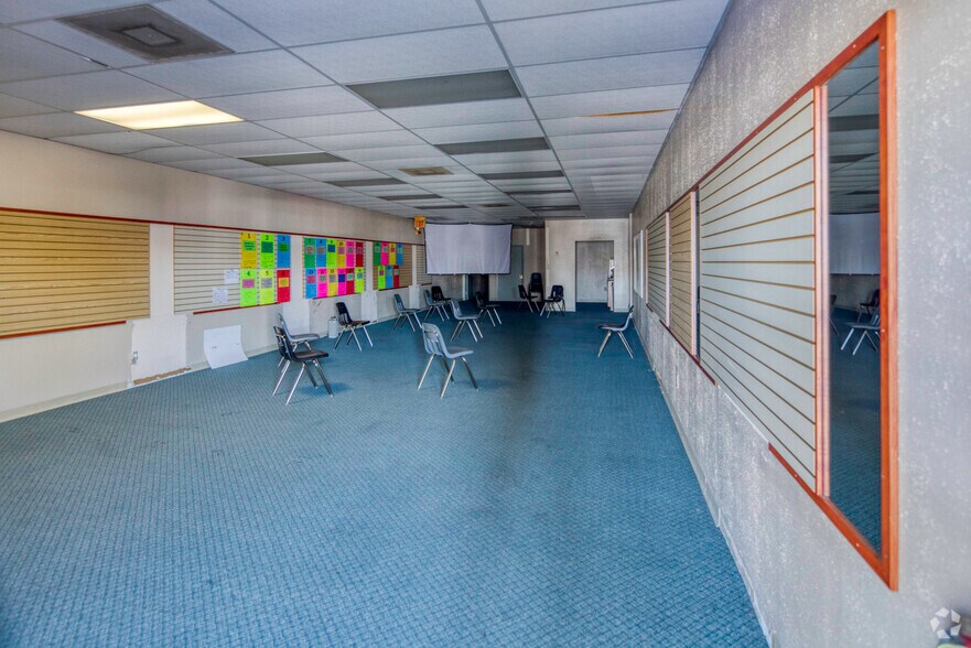More Photos Of 5001-5295 34th St S, Saint Petersburg Unknown For Sale