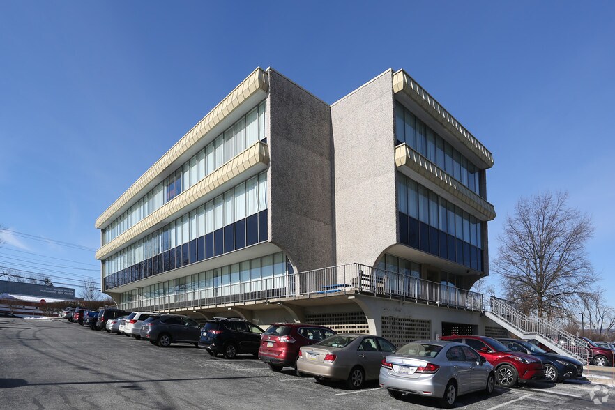 Primary Photo Of 355 N 21st St, Camp Hill Medical For Lease