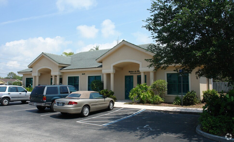 More Photos Of 3635 Bonita Beach Rd, Bonita Springs Medical For Sale