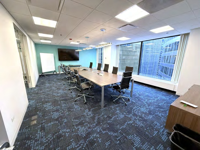 More Photos Of 230 W Monroe St, Chicago Office For Lease