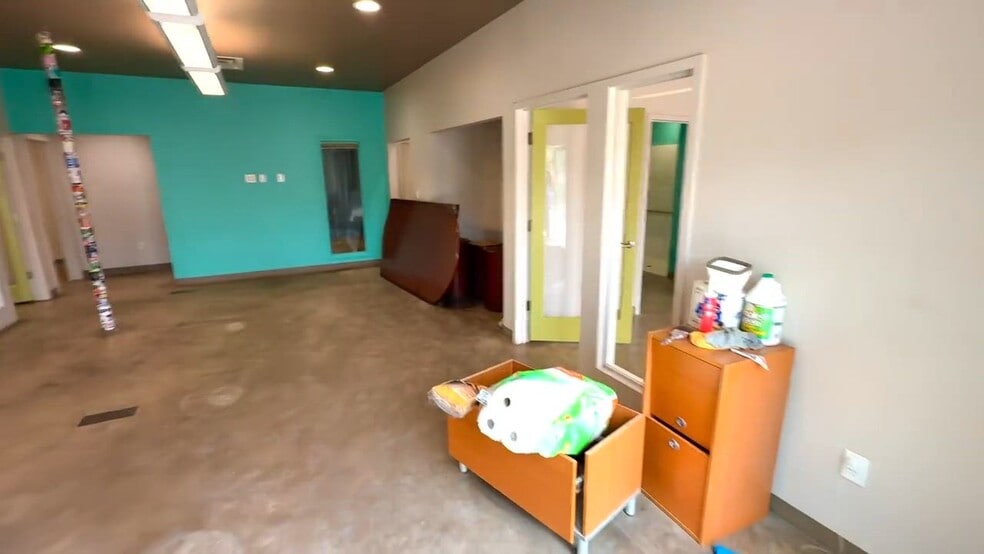 Primary Photo Of 2205 E 5th St, Austin Office For Lease