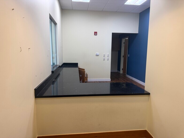 More Photos Of 3291 Woods Edge Pky, Bonita Springs Medical For Lease