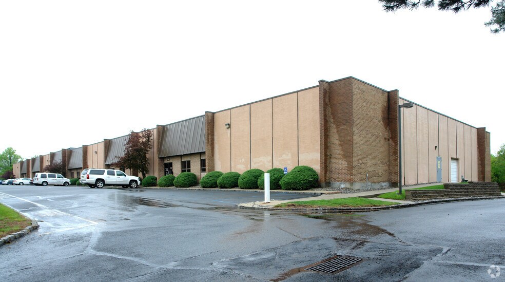 More Photos Of 12 Edgeboro Rd, East Brunswick Warehouse For Lease
