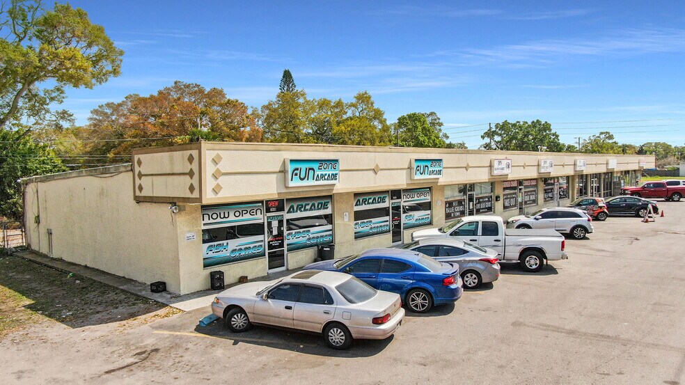 More Photos Of 1952 49th St S, Saint Petersburg Storefront For Sale