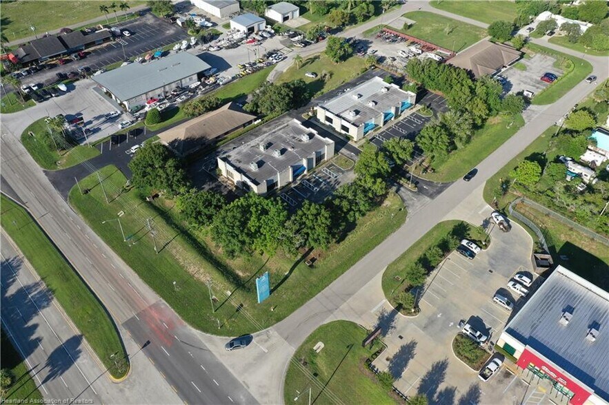 More Photos Of 346 E Royal Palm St, Lake Placid Office For Sale