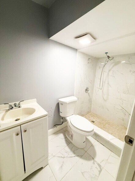 More Photos Of 1185 Elizabeth Ave, Elizabeth Storefront For Lease