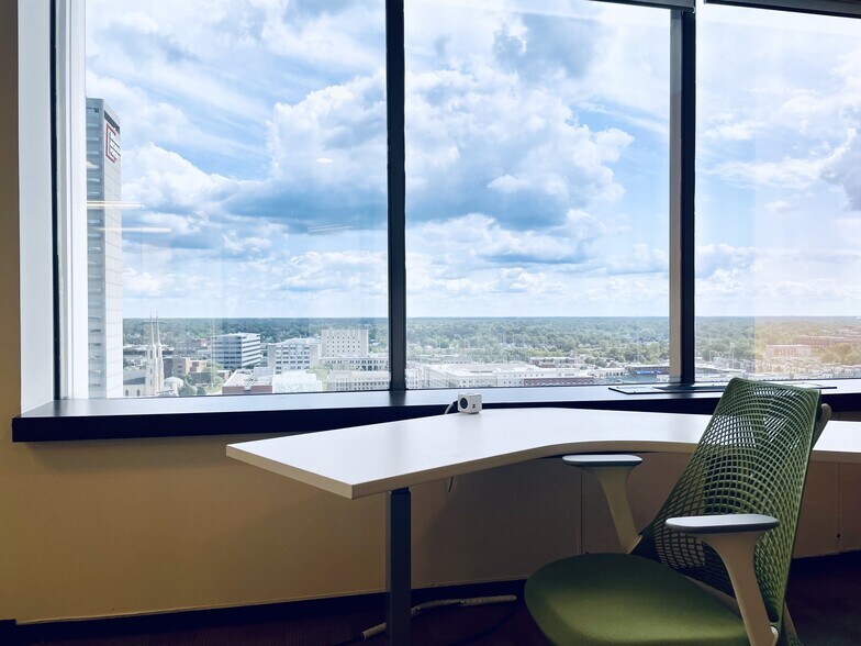 More Photos Of 110 W Berry St, Fort Wayne Office For Lease