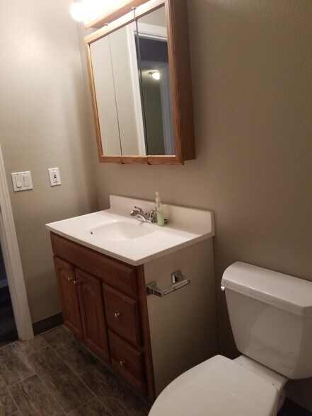 More Photos Of 4700 Falls View Ave, West Linn Apartments For Sale