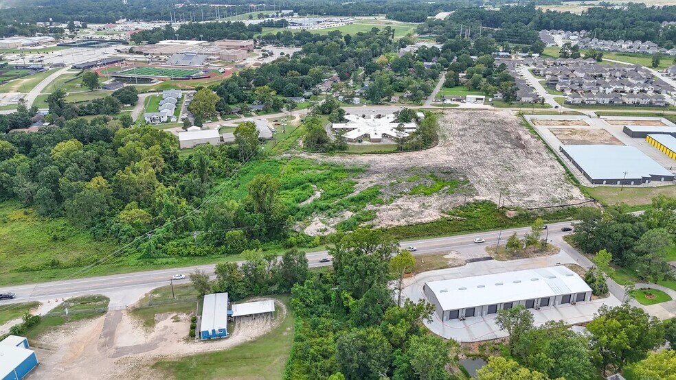 More Photos Of TBD N Highway 75 Hwy, Willis Land For Sale