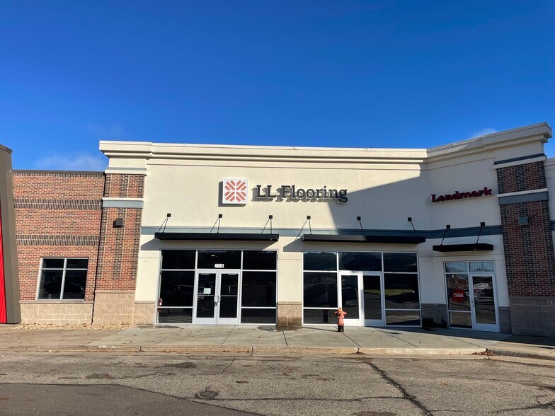 Primary Photo Of 4069 Commonwealth Ave, Eau Claire General Retail For Lease