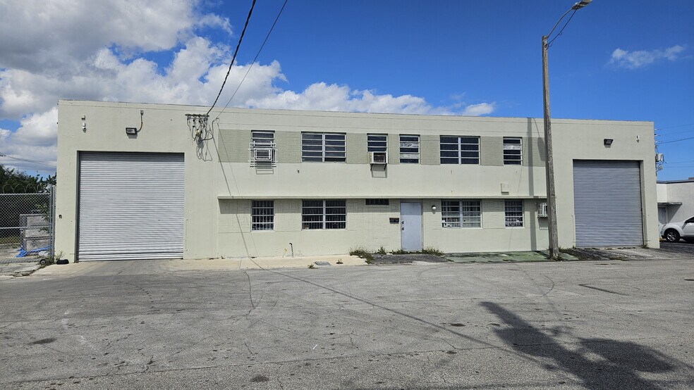 Primary Photo Of 375 NE 72nd Ter, Miami Warehouse For Lease