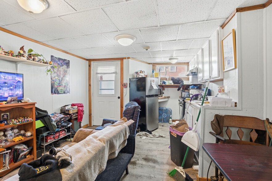 More Photos Of 130 Water St, Warren Apartments For Sale