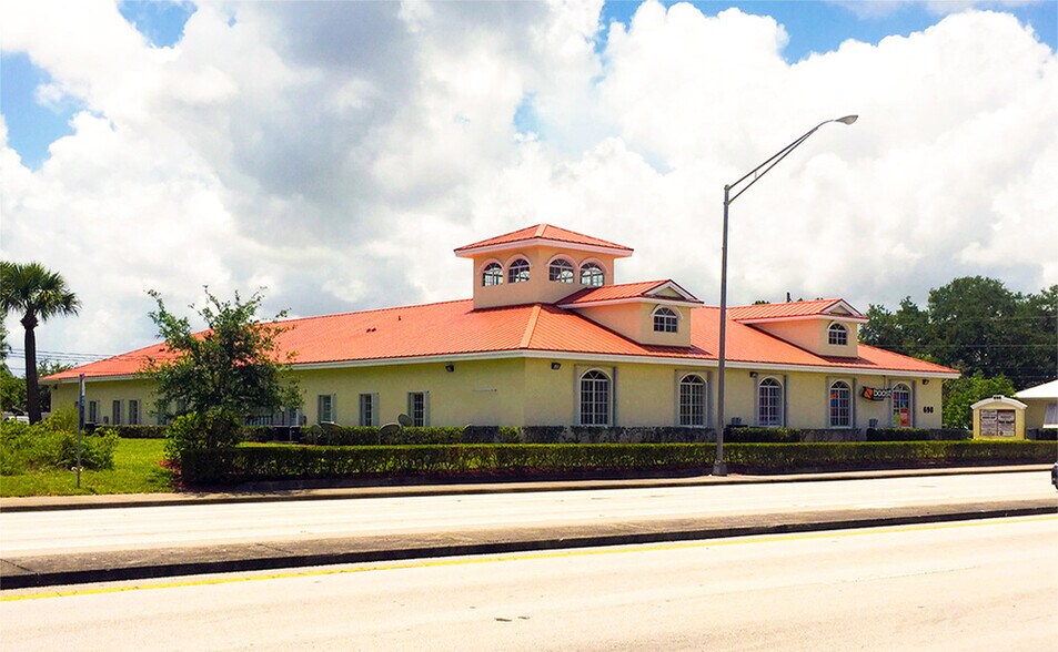 More Photos Of 698-750 SW Port St Lucie Blvd, Port Saint Lucie Storefront Retail Office For Lease