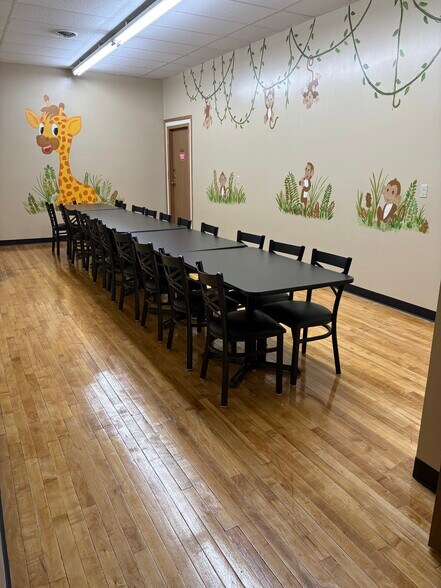 More Photos Of 333 Main St, Shelby General Retail For Sale