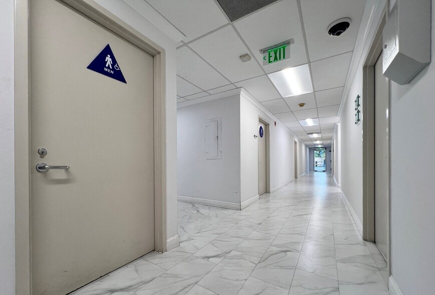 More Photos Of 2242 Camden Ave, San Jose Medical For Lease