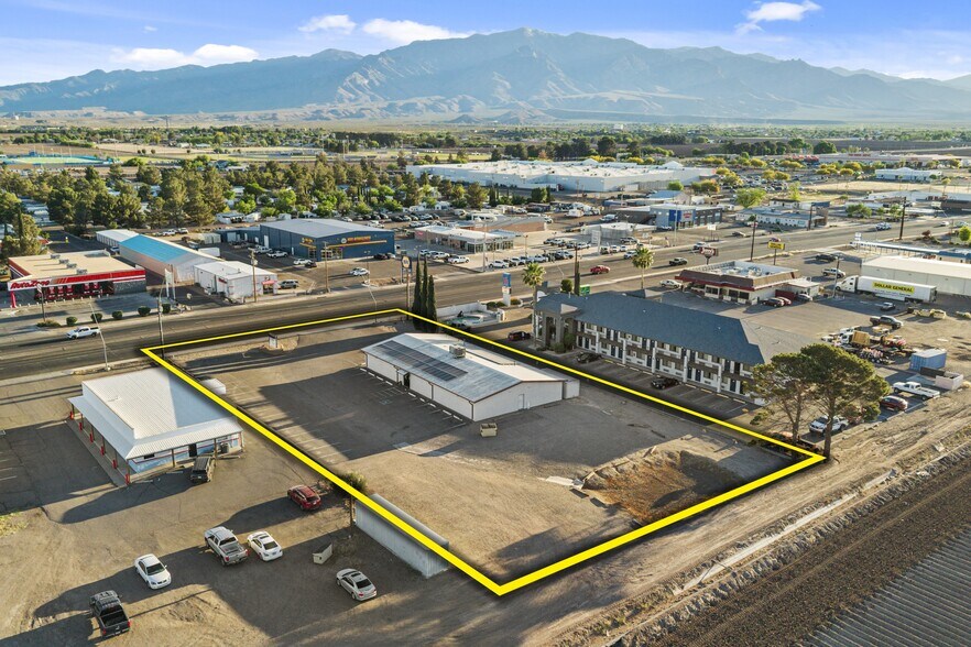 More Photos Of 1550 W Thatcher Blvd, Safford Loft Creative Space For Sale