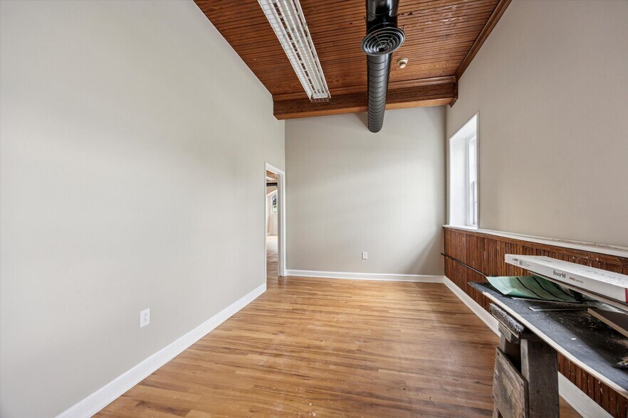 More Photos Of 300 Pond St, Bristol Office For Sale