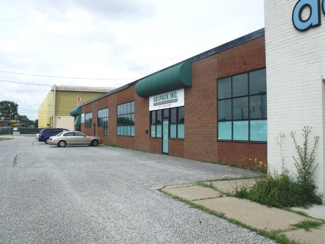 Primary Photo Of 2556-2664 Central Ave, Windsor Warehouse For Lease
