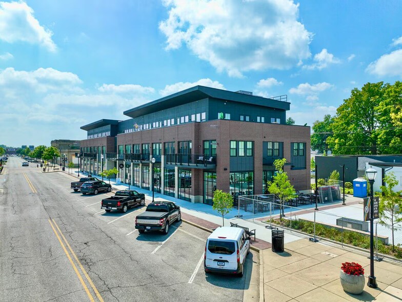 Primary Photo Of 1302 Main St, Speedway Apartments For Lease