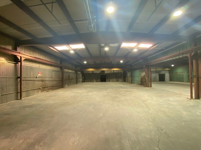 More Photos Of 8326 N County Rd W, Odessa Industrial For Lease