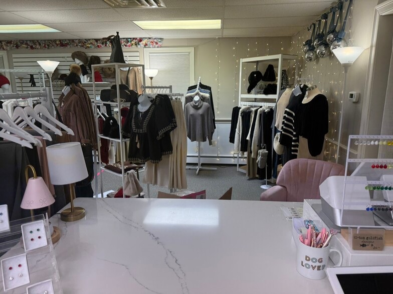 More Photos Of 23 Sandwich St, Plymouth Freestanding For Lease