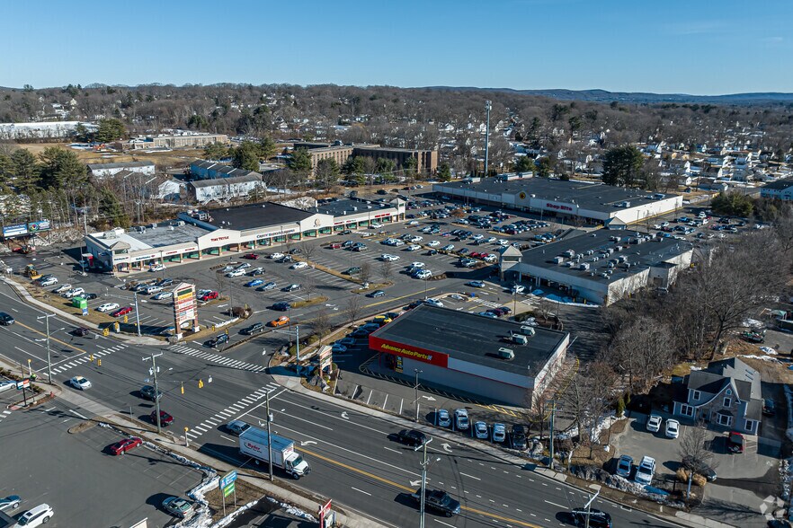 More Photos Of 1228 Farmington Ave, Bristol Storefront For Lease