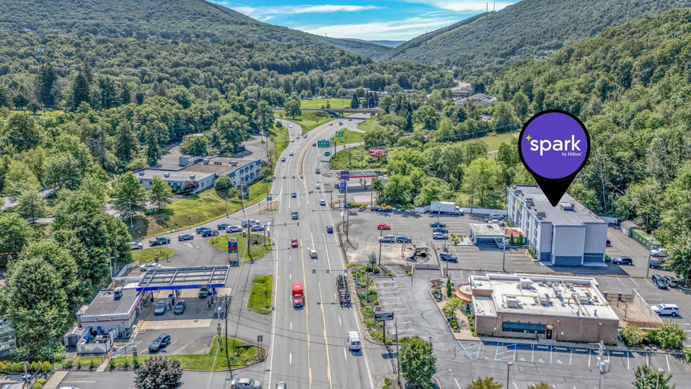 More Photos Of 821 Northern Blvd, Clarks Summit Restaurant For Sale