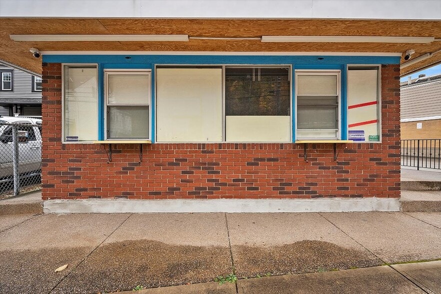 More Photos Of 624 North Ave, Pittsburgh Fast Food For Sale