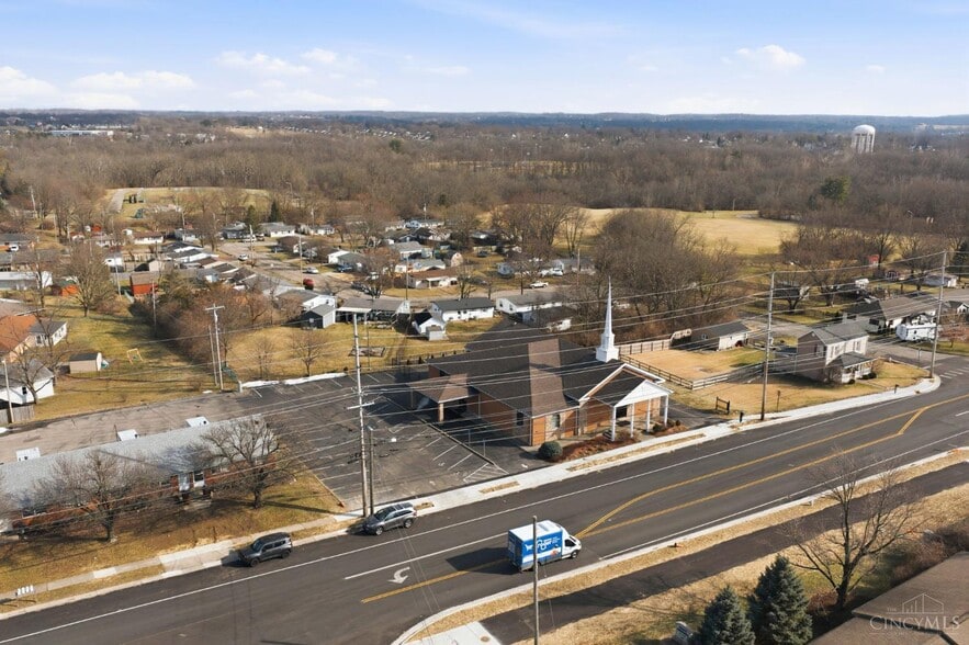 More Photos Of 810 N Broadway St, Lebanon Religious Facility For Sale