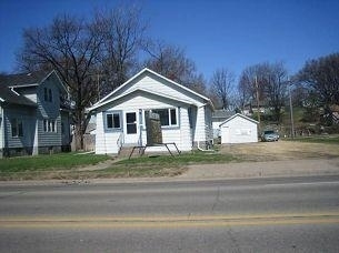 Primary Photo Of 2316 Camanche Ave, Clinton Storefront For Sale