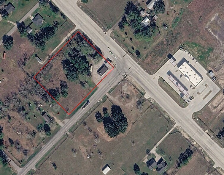 More Photos Of 15518 Highway 36, Needville Service Station For Lease