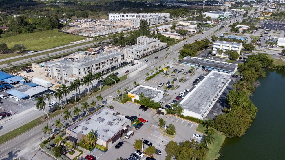 More Photos Of 27525-27591 S Dixie Hwy, Naranja Unknown For Lease