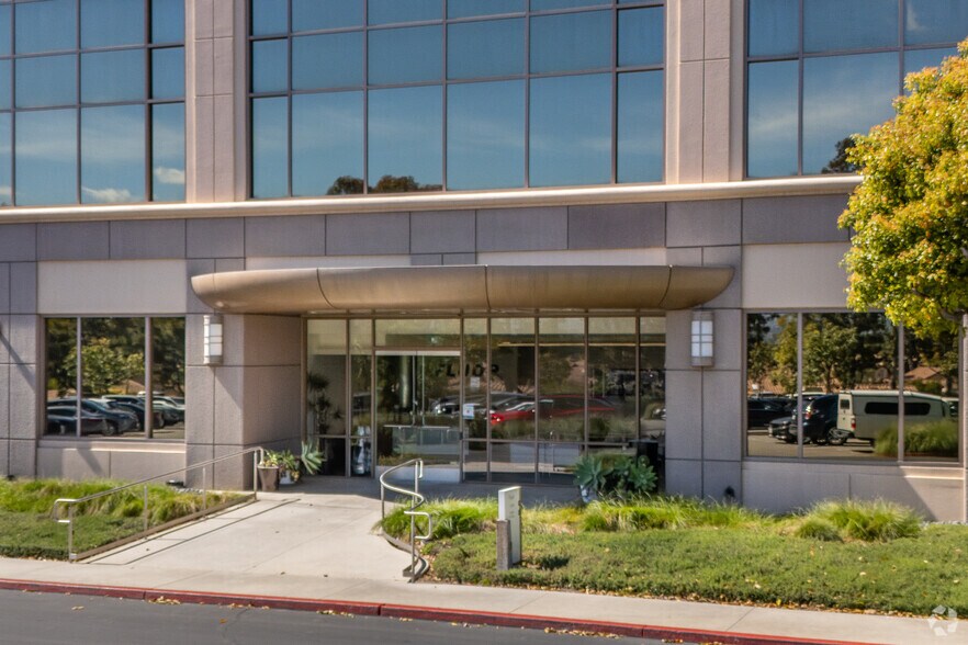 More Photos Of 3 Polaris Way, Aliso Viejo Unknown For Lease