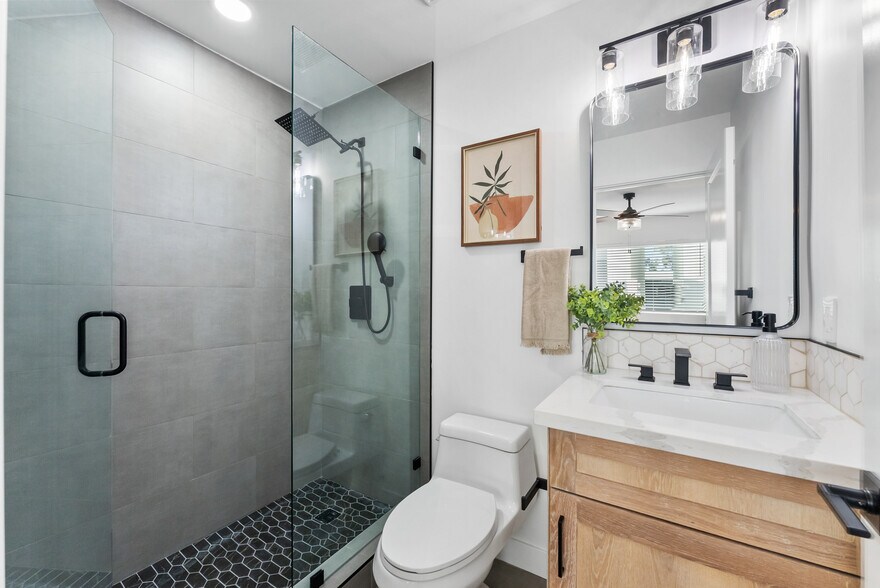 More Photos Of 4286 Samoset Ave, San Diego Multifamily For Sale