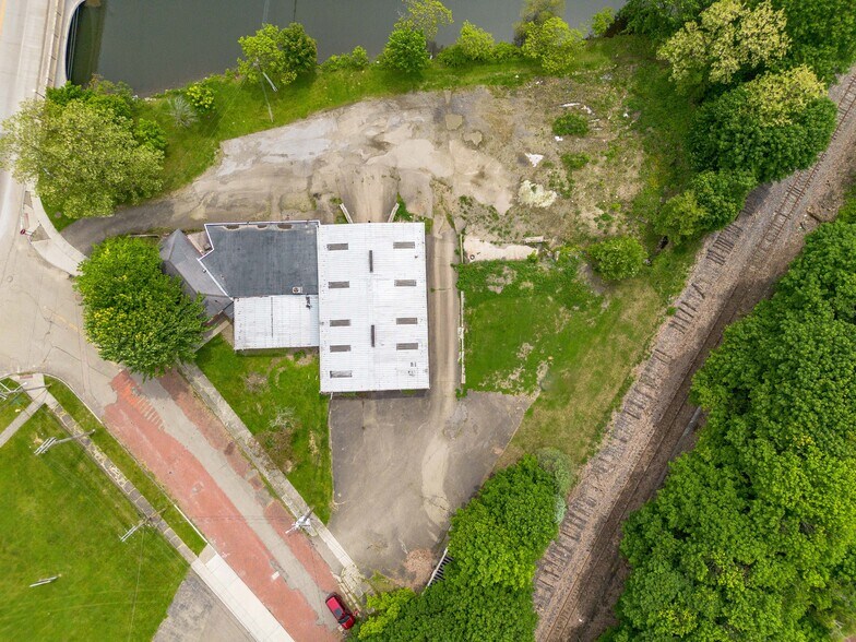 More Photos Of 154 Fairmount Ave, Jamestown Manufacturing For Sale