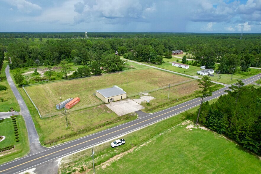 More Photos Of 7914 Browns Ferry Rd, Georgetown Light Distribution For Sale