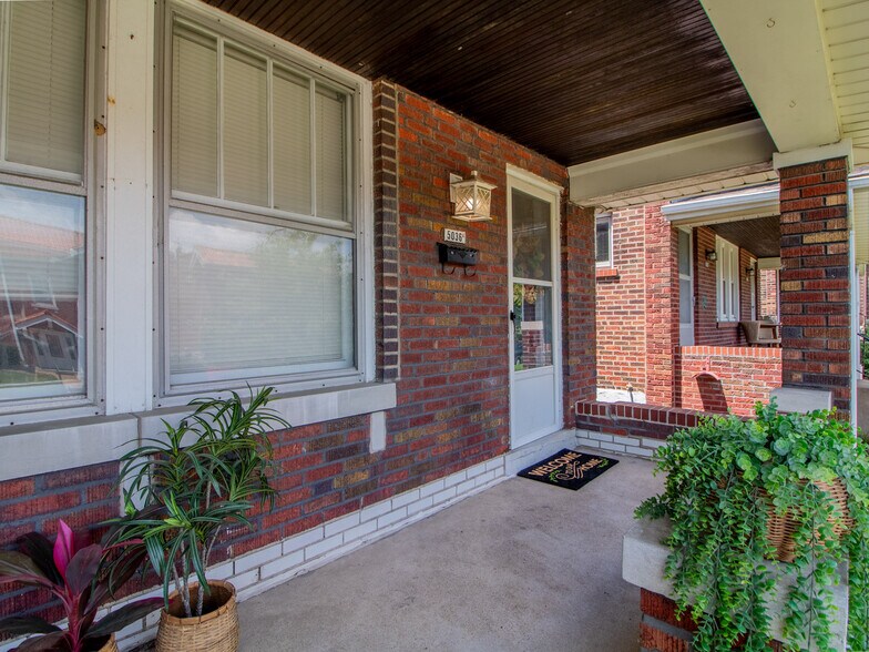 More Photos Of 5036 Tholozan Ave, Saint Louis Multifamily For Sale