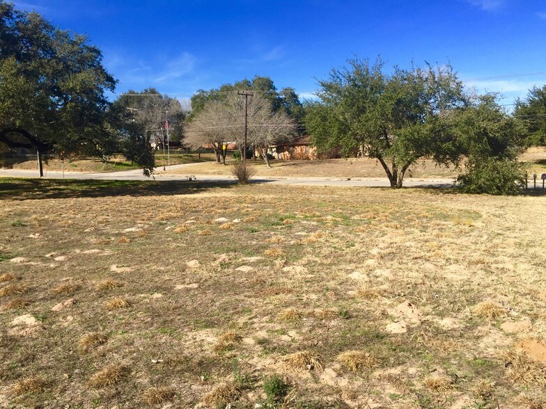 More Photos Of 621 Duck St, Pleasanton Land For Sale