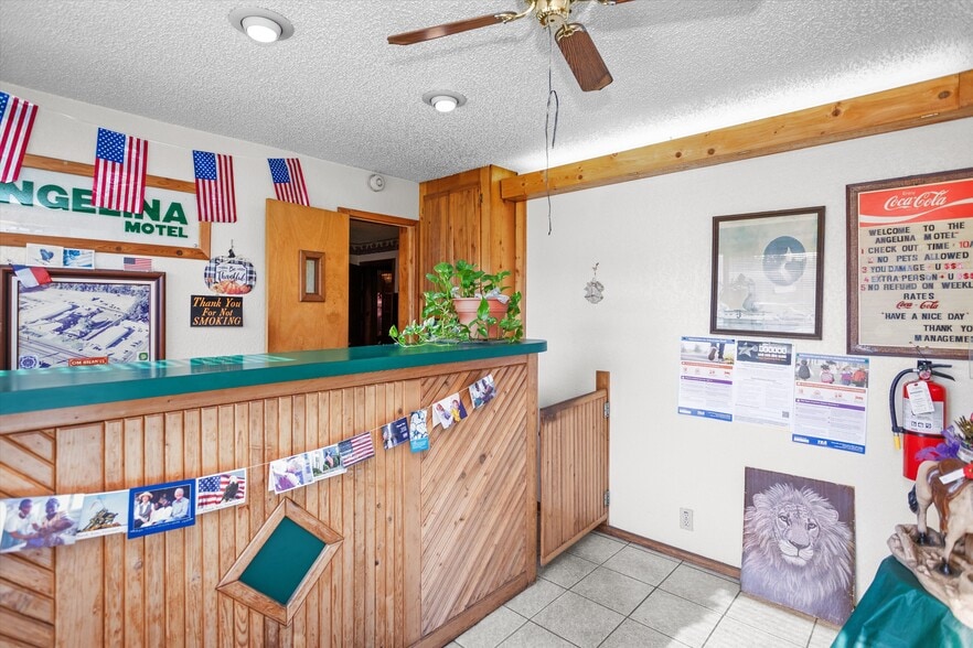 More Photos Of 1706 S 1st St, Lufkin Hotel For Sale