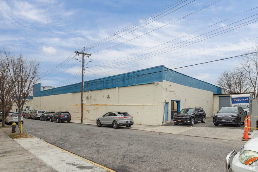More Photos Of 20-20 129th St, College Point Warehouse For Lease