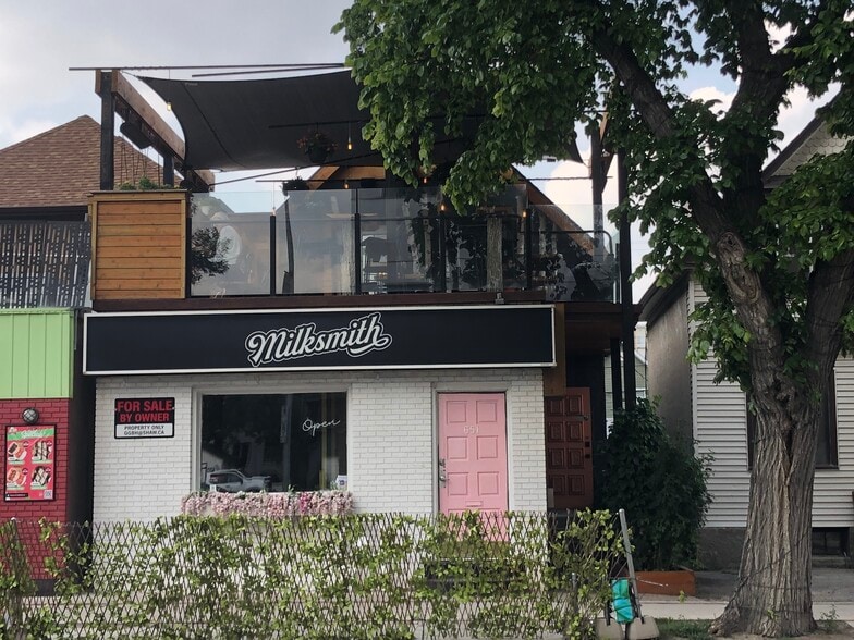 More Photos Of 651 Corydon Av, Winnipeg Restaurant For Sale