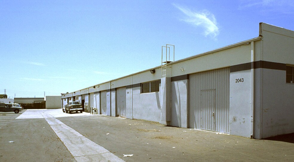 More Photos Of 2043-2063 S Lyon St, Santa Ana Light Manufacturing For Lease