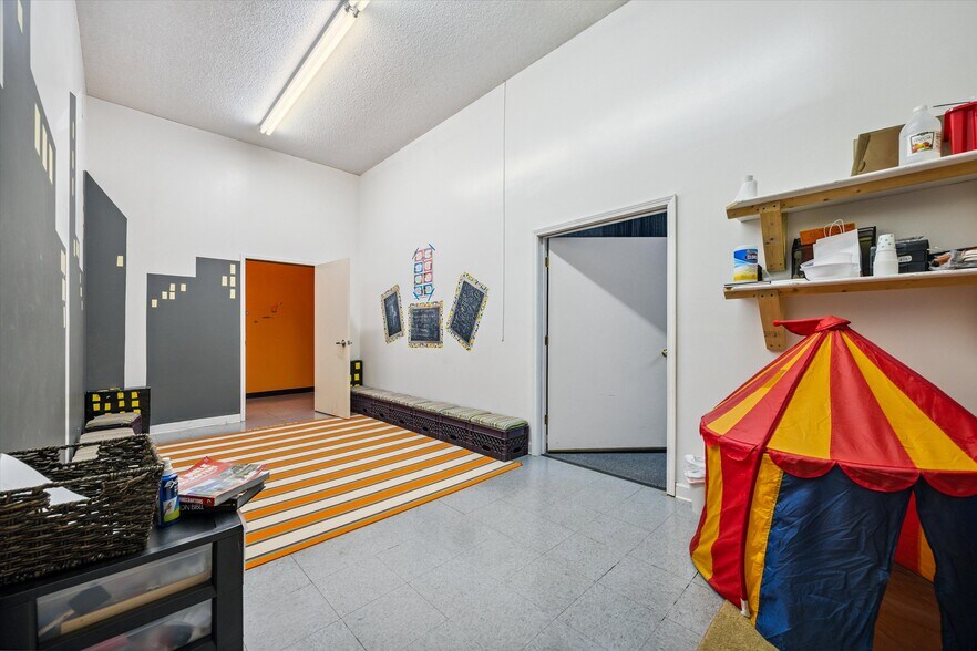 More Photos Of 12048 Stallings Commerce Dr, Matthews Storefront Retail Office For Sale