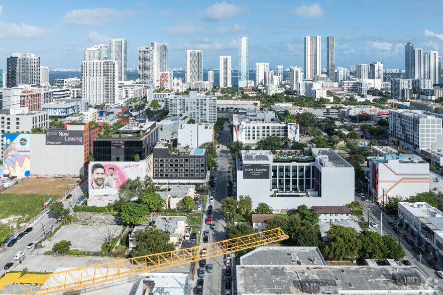 More Photos Of 127 NW 27th St, Miami Unknown For Lease